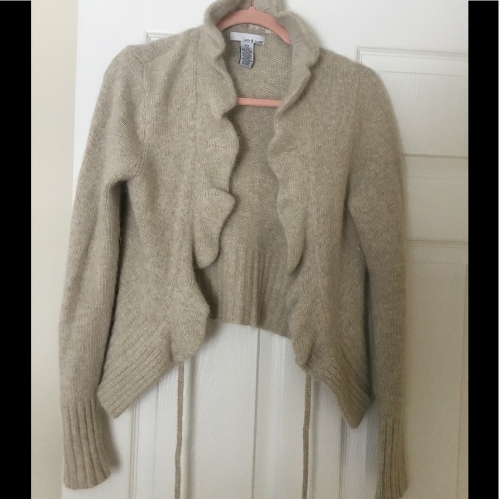 Lucy & Laurel shrug type sweater